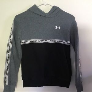 Boys Under Armour Hoodie, gray, sz M